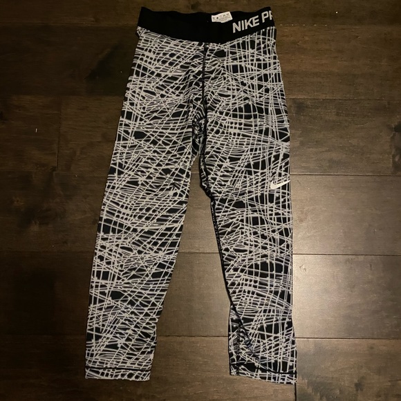 Nike Pro cropped leggings - Picture 1 of 1